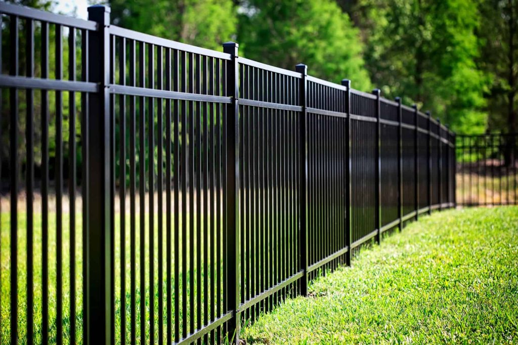 Benefits of Installing an Aluminum Fence in Woodlyn, PA 